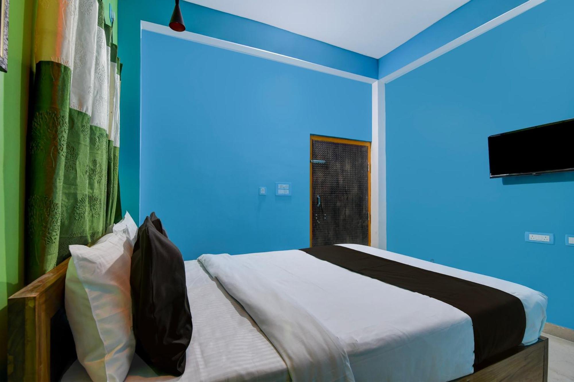 Hotel O Blue Valley Khandagiri Eksteriør billede